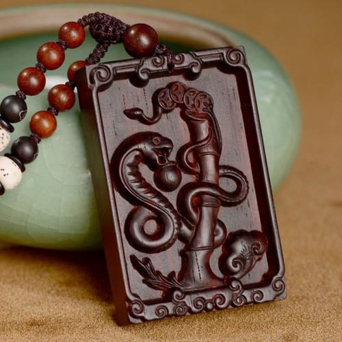 Zodiac Small Leaf Red Sandalwood Calm Pendant Zodiac Small Leaf Red Sandalwood Calm Pendant