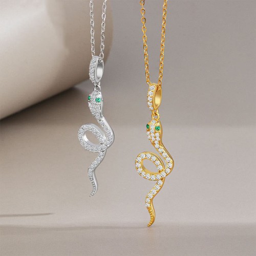 925 Silver Year of the Snake Green-eyed Snake Necklace 925 Silver Year of the Snake Green-eyed Snake Necklace