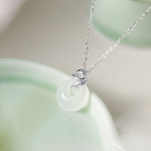 Chalcedony Peace Buckle Snake Year Positive Pendant Chalcedony Peace Buckle Snake Year Positive Pendant