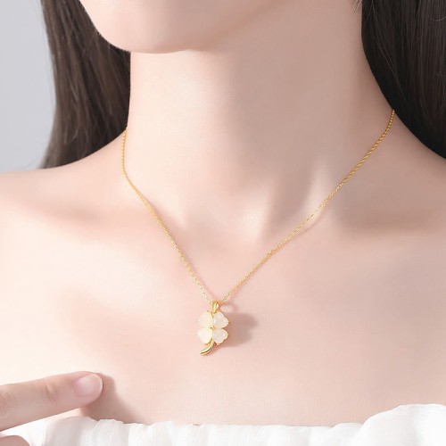 Hetian Jade Four Leaf Clover Necklace Pendant