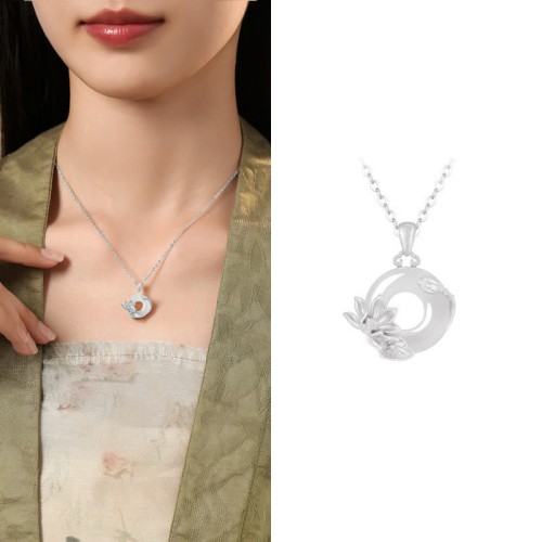 Chalcedony 925 Silver Peace Buckle Flowers Necklace Chalcedony 925 Silver Peace Buckle Flowers Necklace