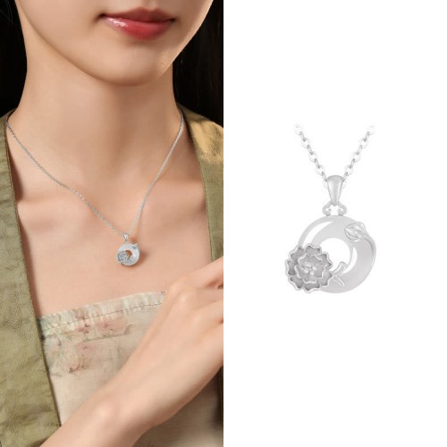 Chalcedony 925 Silver Peace Buckle Flowers Necklace Chalcedony 925 Silver Peace Buckle Flowers Necklace