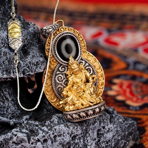925 Silver Tibet Jambhala God of Wealth Dzi Bead Necklace 925 Silver Tibet Jambhala God of Wealth Dzi Bead Necklace
