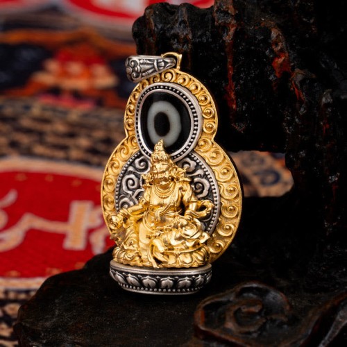 925 Silver Tibet Jambhala God of Wealth Dzi Bead Necklace 925 Silver Tibet Jambhala God of Wealth Dzi Bead Necklace