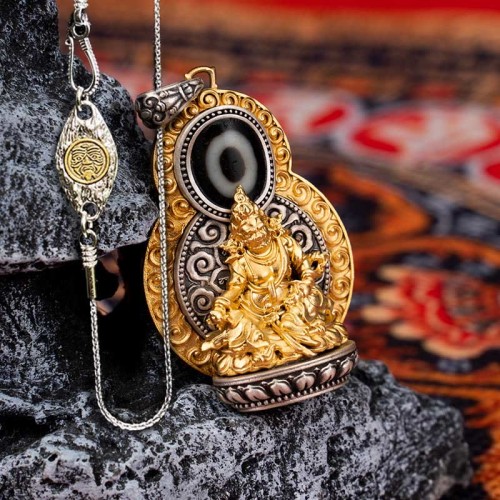 925 Silver Tibet Jambhala God of Wealth Dzi Bead Necklace 925 Silver Tibet Jambhala God of Wealth Dzi Bead Necklace