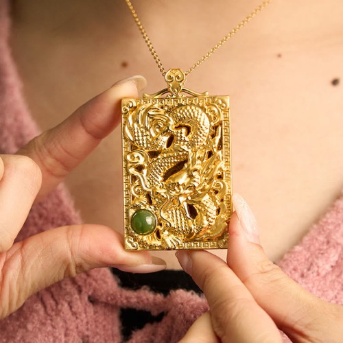 Dragon Gold-plated Copper Hetian Jade Necklace Dragon Gold-plated Copper Hetian Jade Necklace