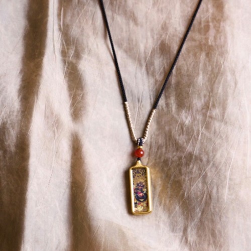 Tibet Zakiram Yellow God of Wealth Calm Necklace Tibet Zakiram Yellow God of Wealth Calm Necklace