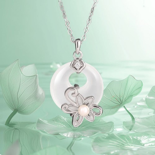 Chalcedony Peace Buckle 999 Silver Lotus Necklace