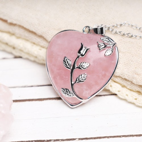 Natural Healing Crystals Heart Pendant Necklace Natural Healing Crystals Heart Pendant Necklace