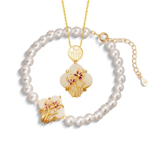 925 Silver Hetian Jade Orchid Clover Luck Necklace Set 925 Silver Hetian Jade Orchid Clover Luck Necklace Set