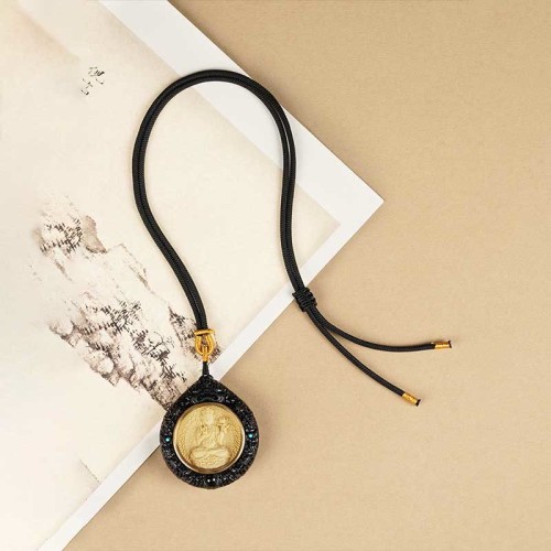 Zodiac Avalokitesvara Sandalwood Longevity Necklace Zodiac Avalokitesvara Sandalwood Longevity Necklace