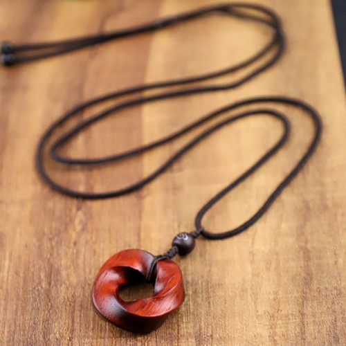 Auspicious Clouds Relaxation Necklace