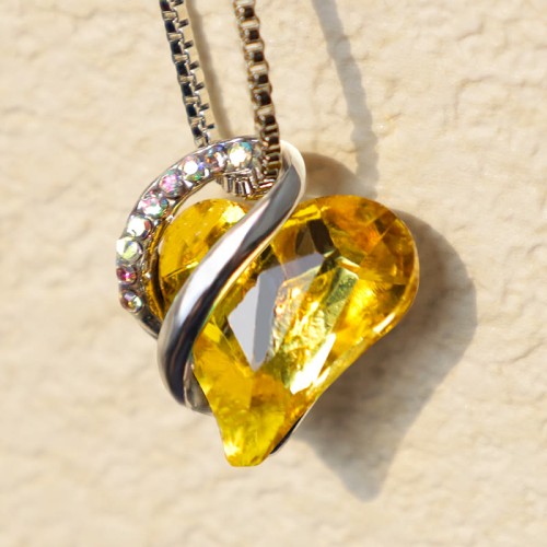 Love Heart Birthstone Healing Energy Necklace Love Heart Birthstone Healing Energy Necklace