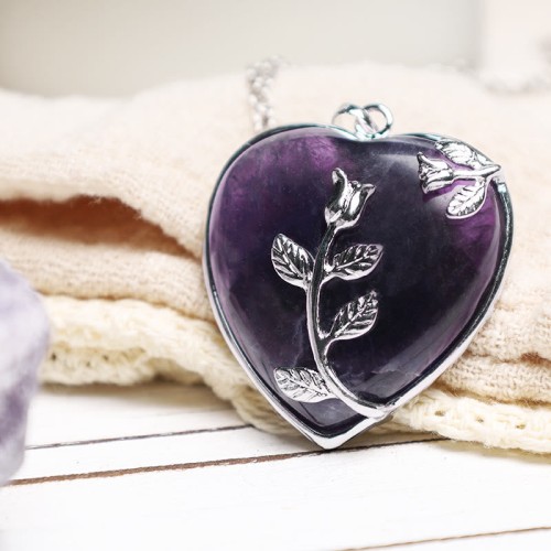 Natural Healing Crystals Heart Pendant Necklace Natural Healing Crystals Heart Pendant Necklace