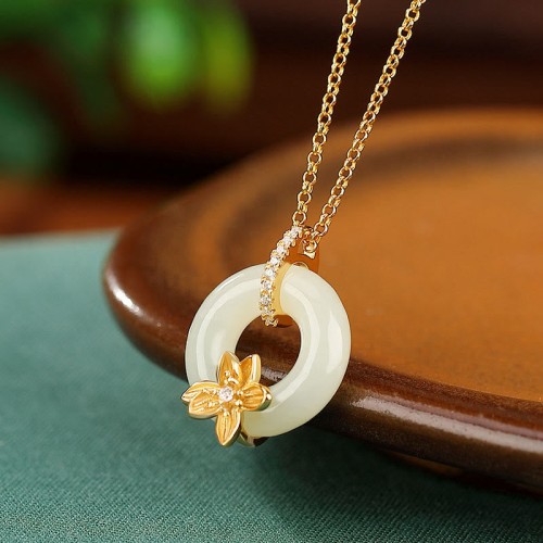 925 Silver Hetian Jade Peace Buckle Flower Necklace 925 Silver Hetian Jade Peace Buckle Flower Necklace