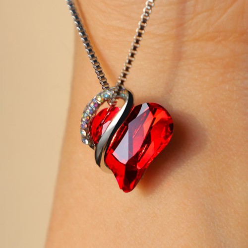 Love Heart Birthstone Healing Energy Necklace Love Heart Birthstone Healing Energy Necklace