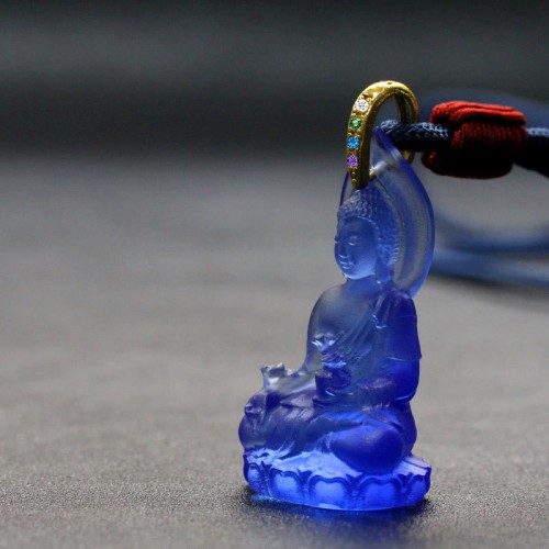 Blue Tathagata Buddha Liuli Crystal Amulet Necklace Blue Tathagata Buddha Liuli Crystal Amulet Necklace
