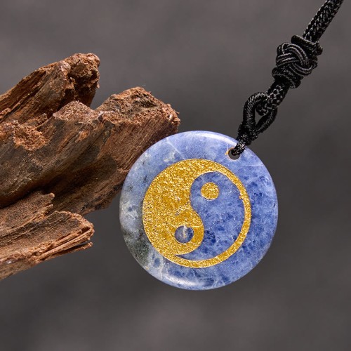Amethyst Tiger Eye Green Aventurine Yin Yang Necklace Amethyst Tiger Eye Green Aventurine Yin Yang Necklace