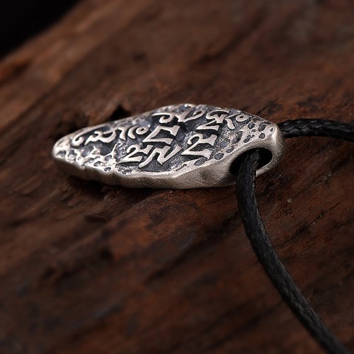 Tibetan 925 Silver Om Mani Padme Hum Necklace Pendant Tibetan 925 Silver Om Mani Padme Hum Necklace Pendant