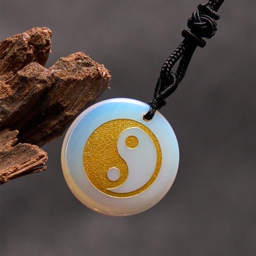 Amethyst Tiger Eye Green Aventurine Yin Yang Necklace Amethyst Tiger Eye Green Aventurine Yin Yang Necklace