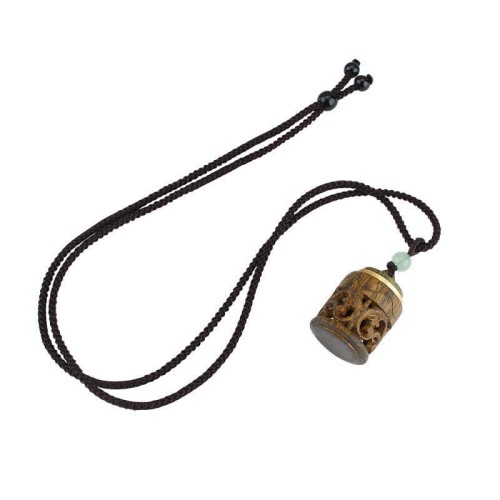 Tibet Green Sandalwood Om Mani Padme Hum Necklace Tibet Green Sandalwood Om Mani Padme Hum Necklace