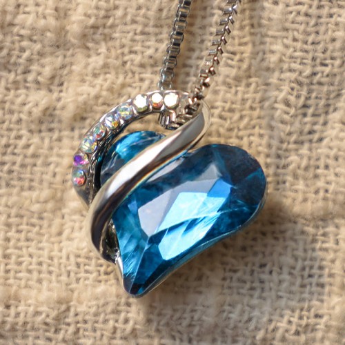 Love Heart Birthstone Healing Energy Necklace Love Heart Birthstone Healing Energy Necklace