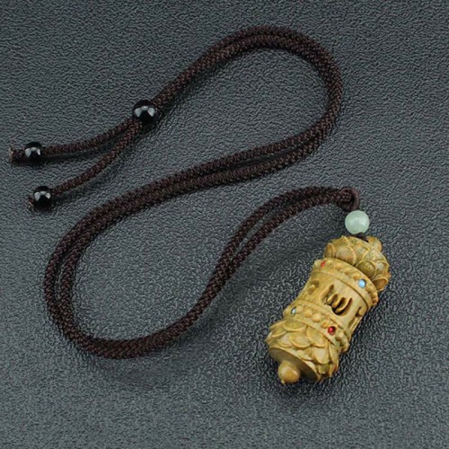Tibet Green Sandalwood Om Mani Padme Hum Necklace Tibet Green Sandalwood Om Mani Padme Hum Necklace