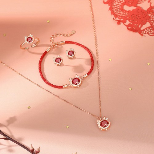 925 Silver Dragon Luck Red Zircon Necklace Set 925 Silver Dragon Luck Red Zircon Necklace Set