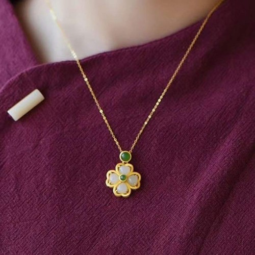 Four Leaf Clover Jade Prosperity Necklace Pendant