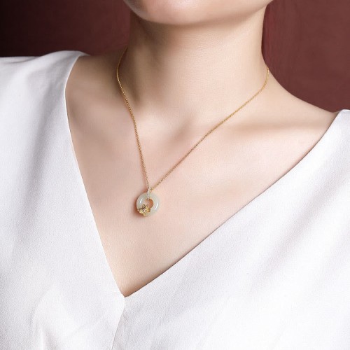 925 Silver Hetian Jade Peace Buckle Flower Necklace 925 Silver Hetian Jade Peace Buckle Flower Necklace