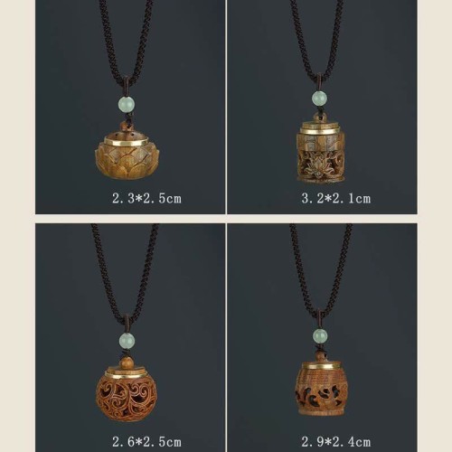 Tibet Green Sandalwood Om Mani Padme Hum Necklace Tibet Green Sandalwood Om Mani Padme Hum Necklace