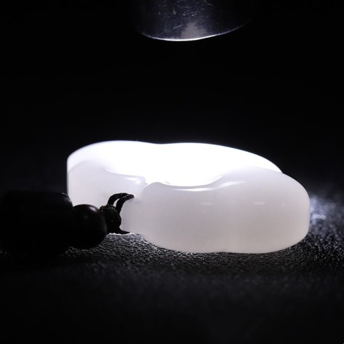 Tianshan Jade Golden Silk Abundance Necklace Pendant