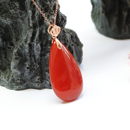 925 Silver Waterdrop Red Agate Confidence Necklace 925 Silver Waterdrop Red Agate Confidence Necklace