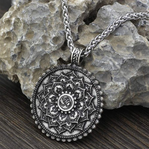 Six True Words Peace Flower Pattern Necklace
