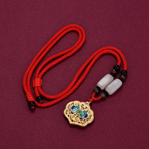 Vintage Auspicious Clouds Agate Wealth Necklace Pendant Vintage Auspicious Clouds Agate Wealth Necklace Pendant