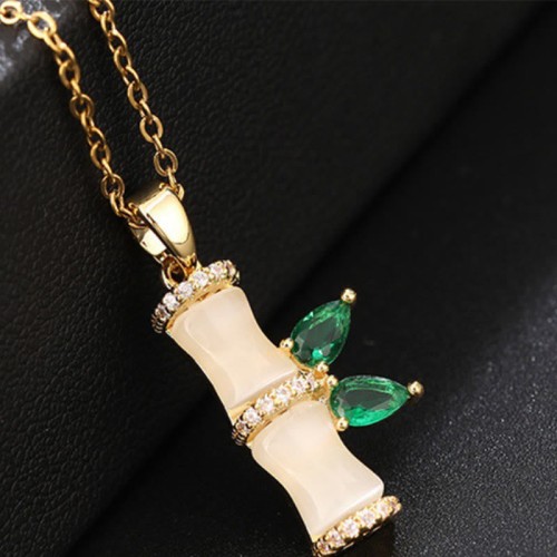18K Gold Plated Chalcedony Bamboo Rhinestone Necklace 18K Gold Plated Chalcedony Bamboo Rhinestone Necklace