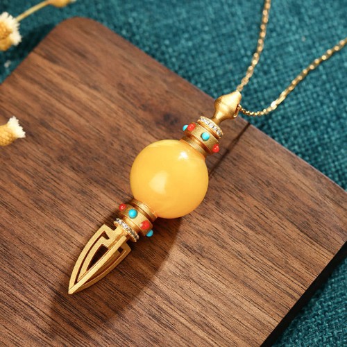 24K Gold Plated Amber Dorje Vajra Anxiety Necklace Pendant 24K Gold Plated Amber Dorje Vajra Anxiety Necklace Pendant
