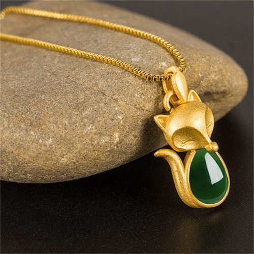Green Chalcedony Fox Courage Necklace Pendant Green Chalcedony Fox Courage Necklace Pendant