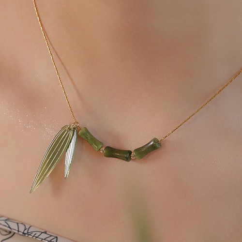 Bamboo Leaf Jade Wealth Pendant Necklace Bamboo Leaf Jade Wealth Pendant Necklace