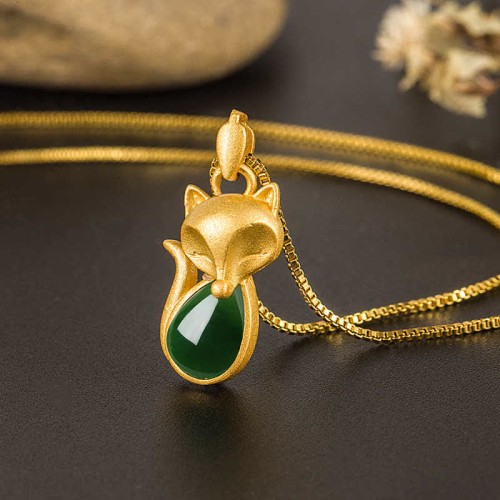 Green Chalcedony Fox Courage Necklace Pendant Green Chalcedony Fox Courage Necklace Pendant