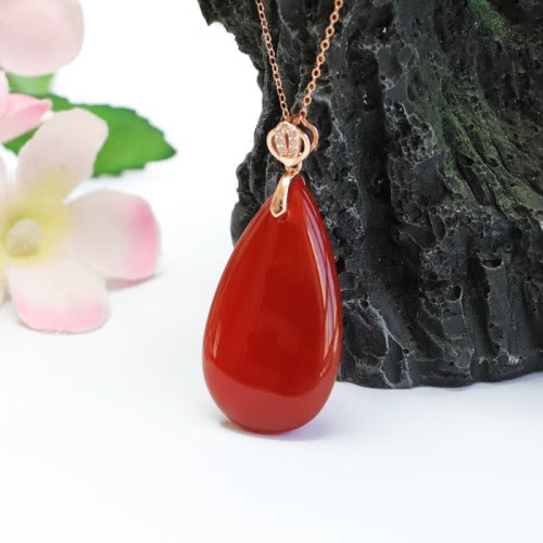 925 Silver Waterdrop Red Agate Confidence Necklace 925 Silver Waterdrop Red Agate Confidence Necklace