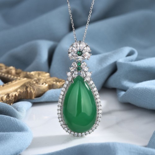 Cyan Jade Harmony Necklace Cyan Jade Harmony Necklace