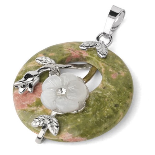 Various Crystal Amethyst Green Aventurine Flower Necklace Various Crystal Amethyst Green Aventurine Flower Necklace