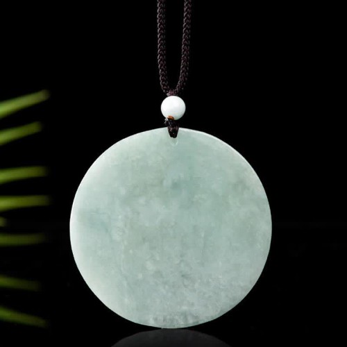 Thousand-Hand Kwan Yin Jade Blessing Necklace Thousand-Hand Kwan Yin Jade Blessing Necklace