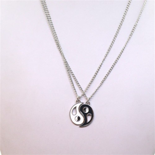 Yin Yang Couple Pendant Necklace Yin Yang Couple Pendant Necklace