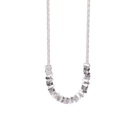 Triangular Pattern Balance Necklace Triangular Pattern Balance Necklace