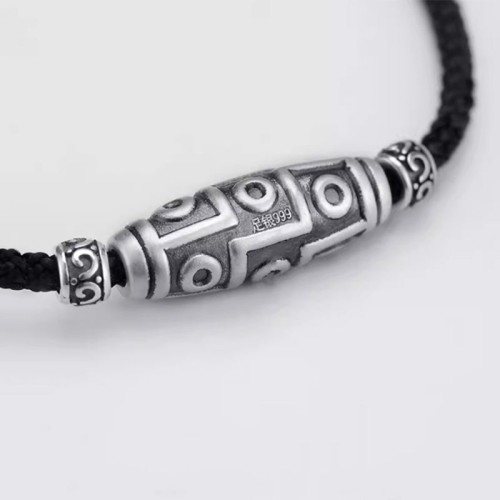 999 Silver Nine-Eye Dzi Bead Protection Necklace 999 Silver Nine-Eye Dzi Bead Protection Necklace