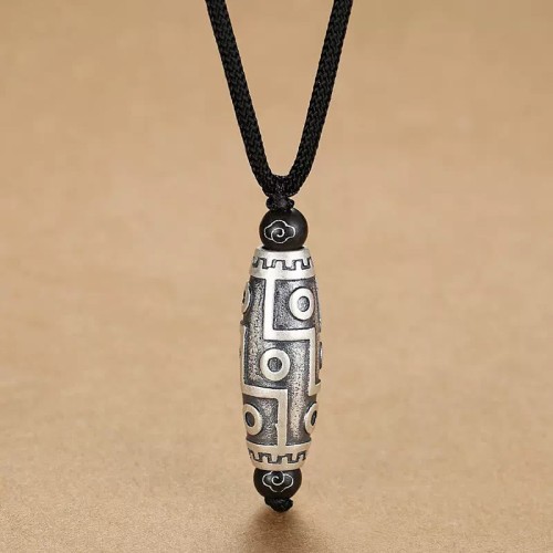 Nine-Eye Dzi Bead Auspicious Clouds Necklace Pendant Nine-Eye Dzi Bead Auspicious Clouds Necklace Pendant