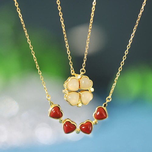 925 Silver Four Leaf Clover White Jade Necklace 925 Silver Four Leaf Clover White Jade Necklace