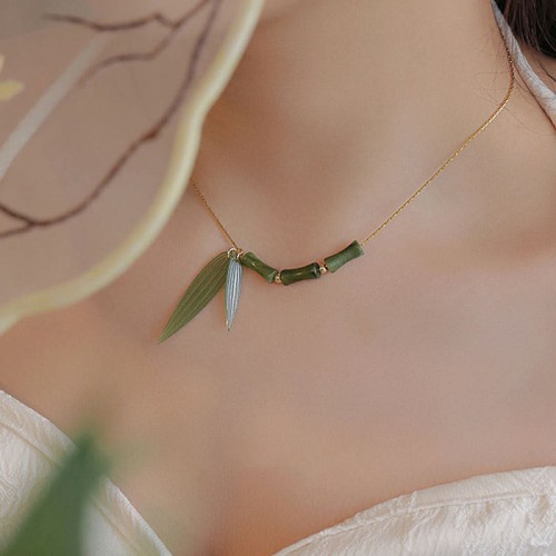 Bamboo Leaf Jade Wealth Pendant Necklace Bamboo Leaf Jade Wealth Pendant Necklace